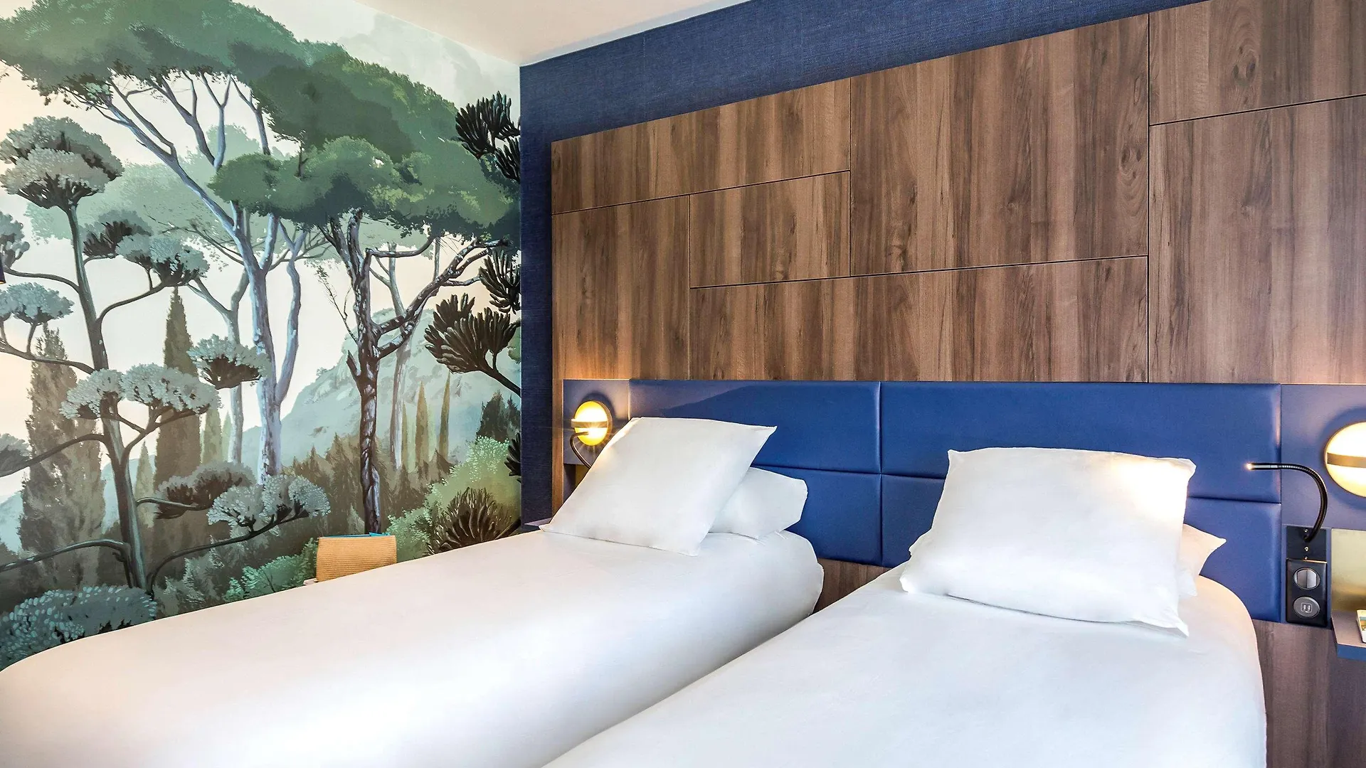 ****  Mercure Marseille Centre Bompard La Corniche Hotel France